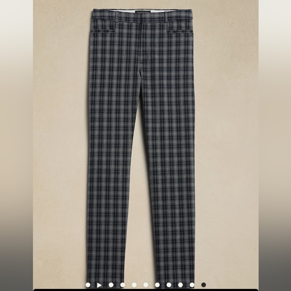 Banana Republic Factory - Sloan Slim 14 Blue Plaid pant - Picture 3 of 6